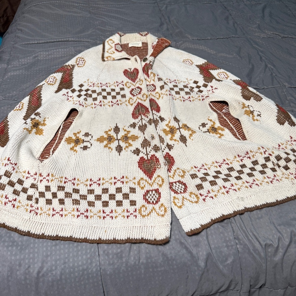 VINTAGE Sturbridge By Roosevelt Womens Beige Poncho Cape Sweater Boho 70s Hearts